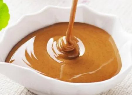 在芝麻醬中加入花生醬是假的嗎？看完就明白了。